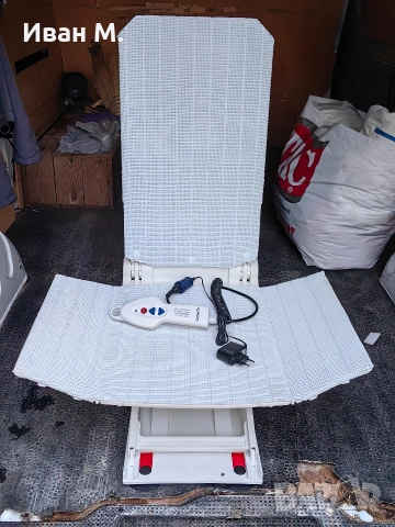 Стол за баня за трудно подвижни хора 