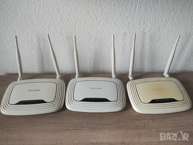 3 броя рутери TP-link TL-WR842ND, снимка 2 - Рутери - 56107511