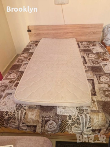 Продават се надматрачни протектори за легла