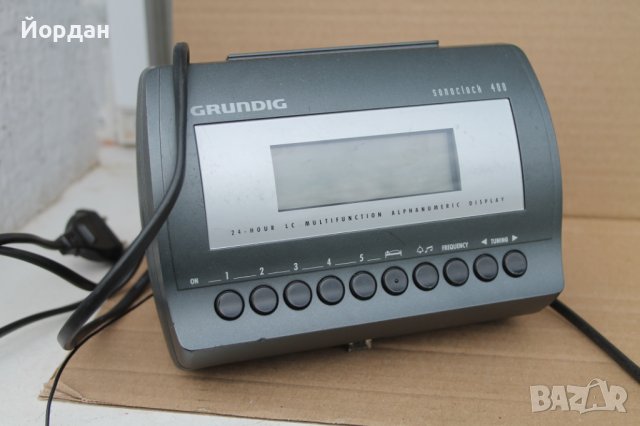 Радио ''Grundig Sonoclock 400'', снимка 4 - Радиокасетофони, транзистори - 44338331