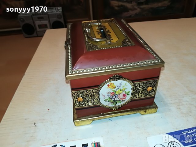 МЕТАЛНА КУТИЯ КАСИЧКА ОТ ФРАНЦИЯ 2905231150M, снимка 12 - Антикварни и старинни предмети - 40859321