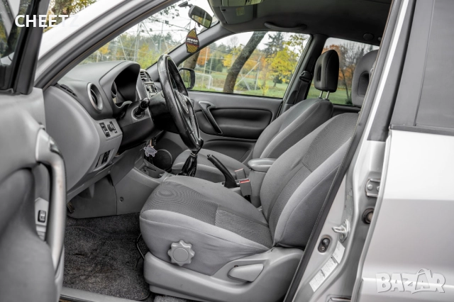 Toyota RAV-4 D4D, снимка 4 - Автомобили и джипове - 52420858