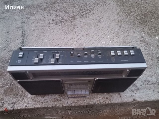 Радиокасетофон , снимка 3 - Радиокасетофони, транзистори - 39723572