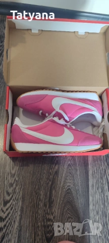 Нови маратонки Nike , снимка 4 - Маратонки - 54041760