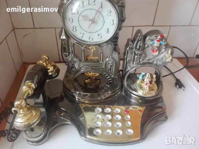 Телефон с часовник и стари телефони., снимка 2 - Други - 40461429