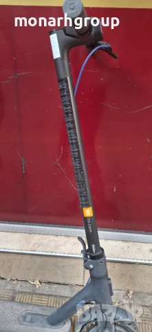 Електрическа тротинетка Xiaomi Mi 3 /със  зарядно/, снимка 13 - Велосипеди - 51099881