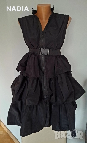 Черна рокля на Stela 