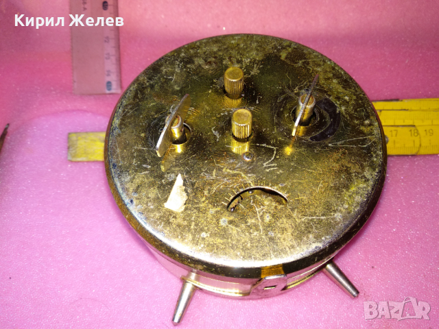 PRIM MADE IN CZECHOSLOVAKIA Стар МЕХАНИЧЕН КОЛЕКЦИОНЕРСКИ ЧЕХОСЛОВАШКИ БУДИЛНИК - ПРИМ 30611, снимка 7 - Антикварни и старинни предмети - 44549503