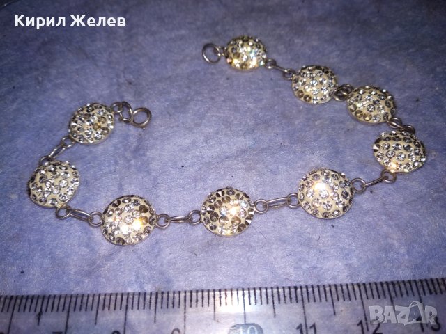 СРЕБЪРНА ФЕШЪН АРТ ГРИВА СРЕБРО 925 Част От КОМПЛЕКТ с БЯЛ ЕМАЙЛ и КРИСТАЛИ 37359, снимка 9 - Гривни - 40488228