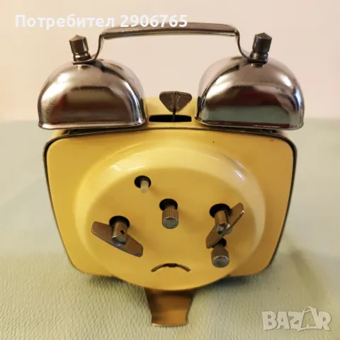 Часовник будилник с камбанки Китайски работещ, снимка 4 - Антикварни и старинни предмети - 47708274