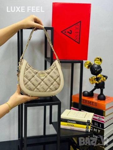 Guess ✨Дамски Чанти , снимка 16 - Чанти - 54335991