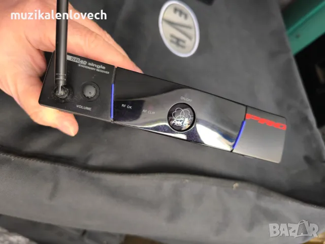 AKG SR40-S SINGLE /854.900 MHz/ безжичен приемник за микрофон, снимка 1