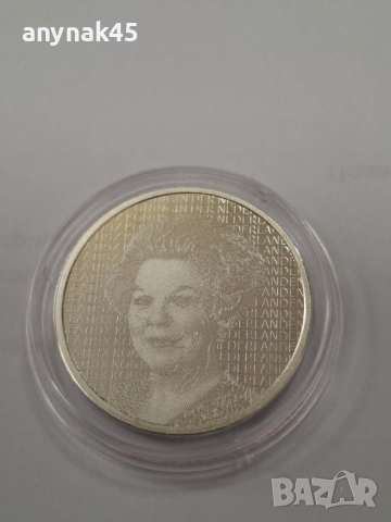 5 евро 2006г. Нидерландия, снимка 3 - Нумизматика и бонистика - 52565301