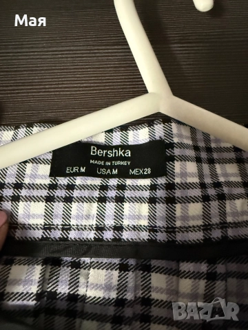 Продавам нова пола на Бершка размер SM. , снимка 3 - Поли - 52098297