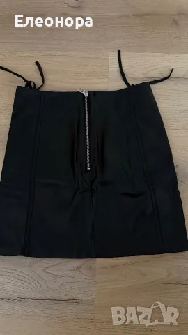 Кожена пола - Bershka, снимка 2 - Поли - 55802761