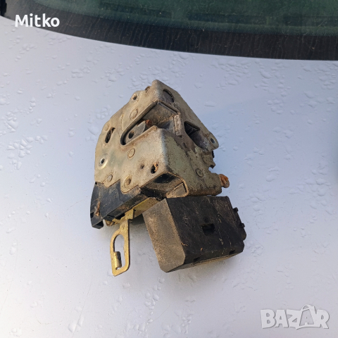 Брава Врата Предна Дясна За БМВ Е36 Седан / BMW E36 Sedan