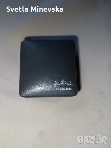 Порцеланова брошка Розентал, подписана от художника Йохан ван Луун, 1970 година , снимка 4 - Антикварни и старинни предмети - 53166982