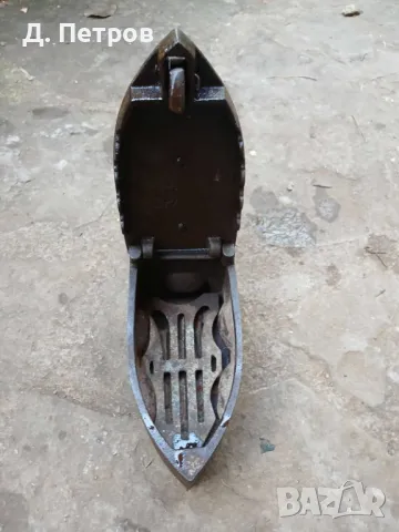 Стара ютия на жар, снимка 7 - Антикварни и старинни предмети - 48420727