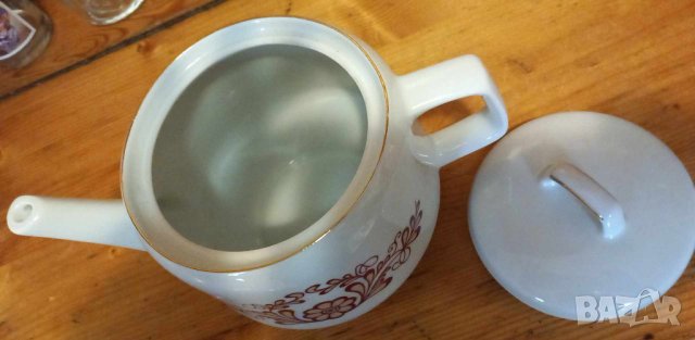 Порцеланов чайник, снимка 3 - Сервизи - 41496498