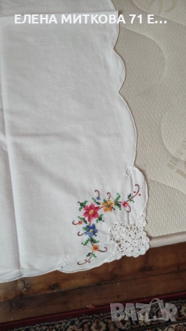 Памучна покривка с ръчна бродерия и дантела на една кука, снимка 5 - Покривки за маси - 54224317