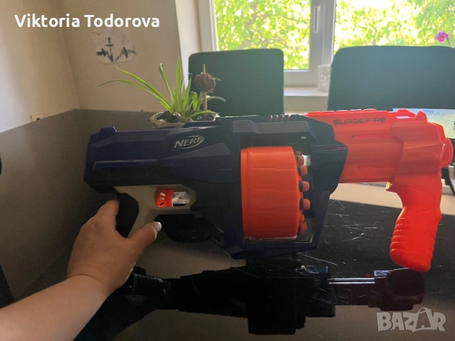 Nerf Surgefire с 15 оригинални стрели, снимка 4 - Други - 54319493