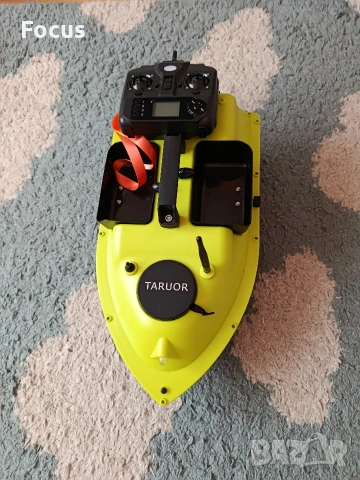 лодка за захранка с GPS 16 точки и автопилот 