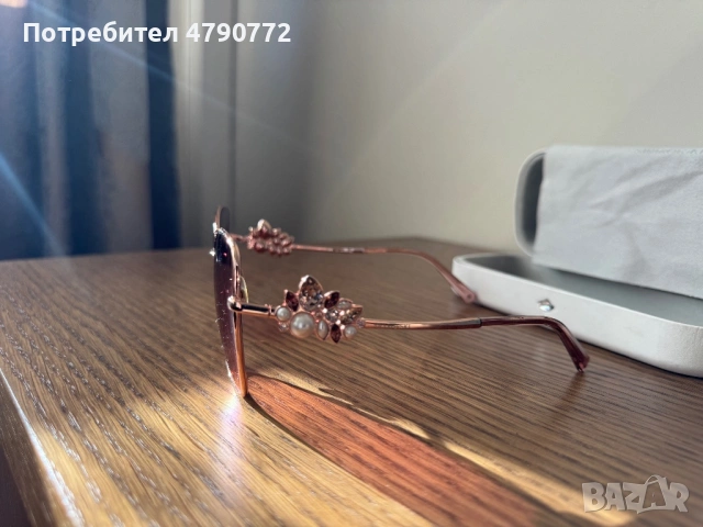 SWAROVSKI слънчеви дамски очила, снимка 4 - Слънчеви и диоптрични очила - 54129249