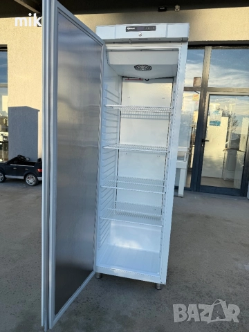 Професионален хладилник Gram , снимка 3 - Хладилници - 52525970