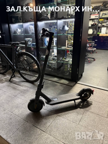 Електрическа тротинетка Xiaomi Mi Scooter Essential/+зарядно, снимка 5 - Скейтборд, ховърборд, уейвборд - 51586120