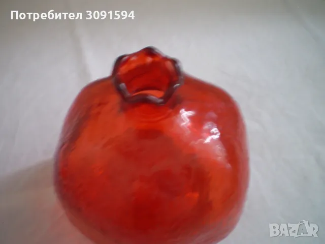 Червена ваза грапаво  дебело стъкло забавна  шестостенна форма, снимка 3 - Вази - 50194803