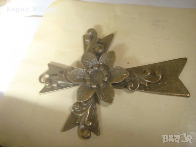 СТАР БРОНЗОВ ФЛОРАЛНО ОРНАМЕНТИРАН ГОЛЯМ НАГРЪДЕН КРЪСТ РЯДКА КРАСИВА ИЗРАБОТКА 24894, снимка 10 - Антикварни и старинни предмети - 34561183