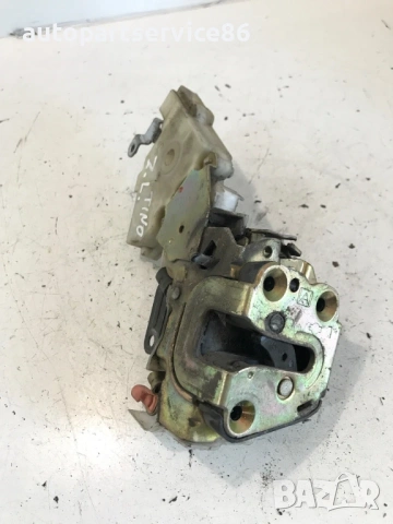 Заключващ механизъм на задна лява врата за Nissan Almera Tino 2.2 (2004) 82553-BM760