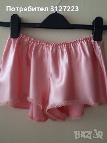 Сатенена пижама, снимка 2 - Пижами - 37462212