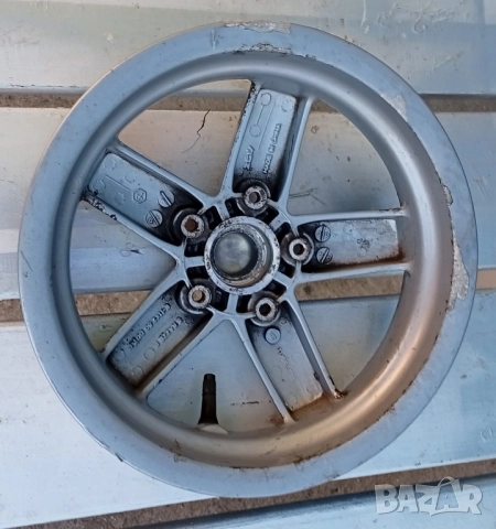 Piaggio Vespa LX50 / C38 -2010-2013г -предна джанта 11” , снимка 2 - Части - 51670785