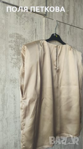 Бежово сатен блуза с подплънки , снимка 4 - Тениски - 40399478
