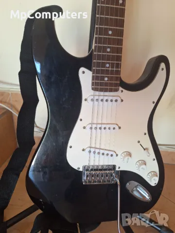 Продавам електрическа китара Vision ST, снимка 2 - Китари - 49973495