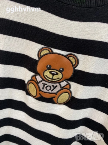 Блуза с мече, снимка 2 - Корсети, бюстиета, топове - 54294545