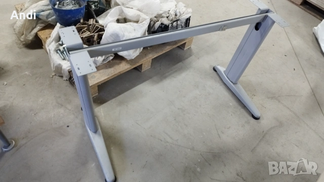 Комплект 2 крака и метална греда за бюро или офис маса, снимка 2 - Работни маси и бюра - 53216855