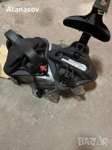 Багажник за два чифта ски - магнитен, снимка 4 - Зимни спортове - 48496334