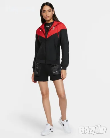 Дамско спортно яке NIKE LIVERPOOL, снимка 4 - Спортни екипи - 49619223