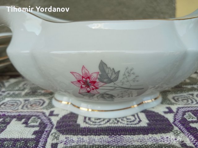  Български порцелан -НОВ сервиз за храненеИЗИДА, снимка 4 - Сервизи - 33890812