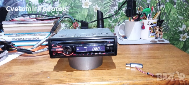 CD player Sony с аукс 