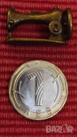 Фигурка, миниатюра на шевна машина, месинг. , снимка 3 - Колекции - 40695503