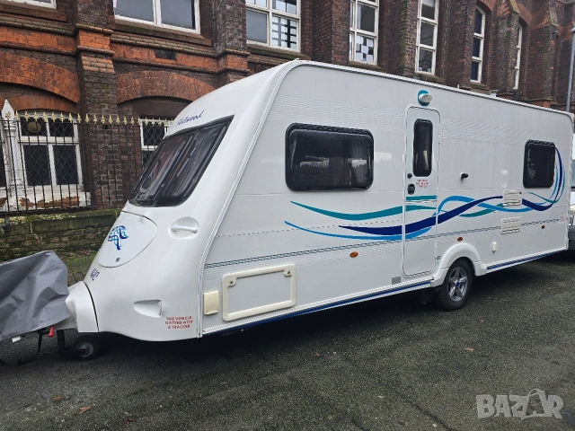 Каравана FLEETWOOD четири-пет местна , снимка 2 - Каравани и кемпери - 53031348