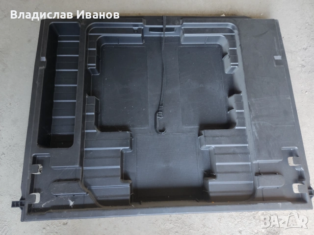 Кора за багажник на Мерцедес w212 