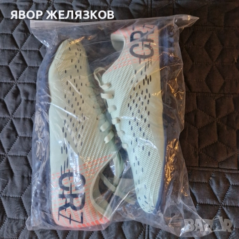 НОВИ стоножки за футбол CR7 номер 41, снимка 3 - Футбол - 52360186