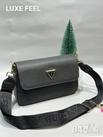 Guess ✨Дамски Чанти , снимка 4 - Чанти - 56326959