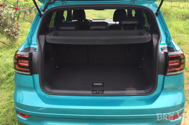 Кора за багажник Volkswagen T-Roc 2018+Предлагаме чисто нова кора за багажник за Volkswagen T-Roc (2