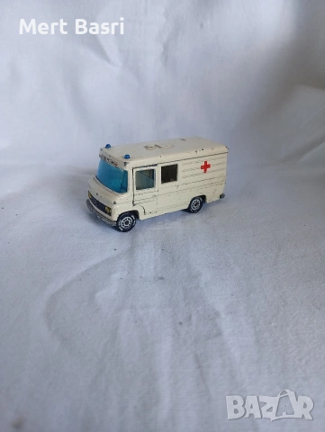 Малка кола антика! , снимка 2 - Колекции - 54292879