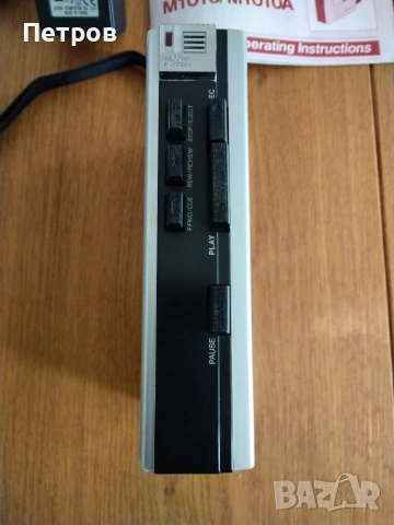 Продавам малък винтидж преносим японски касетофон Sanyo M1010, снимка 10 - Радиокасетофони, транзистори - 54280559
